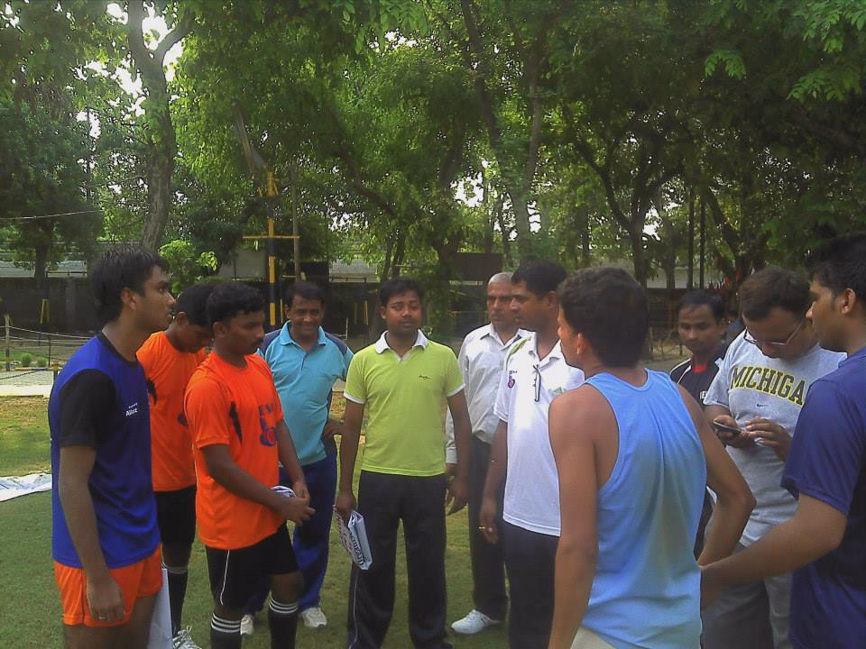 Practicing discussions indian blindfootball team members