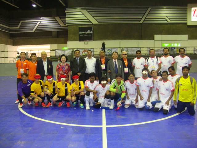 Indian blindfootball team with the Hong Kong team