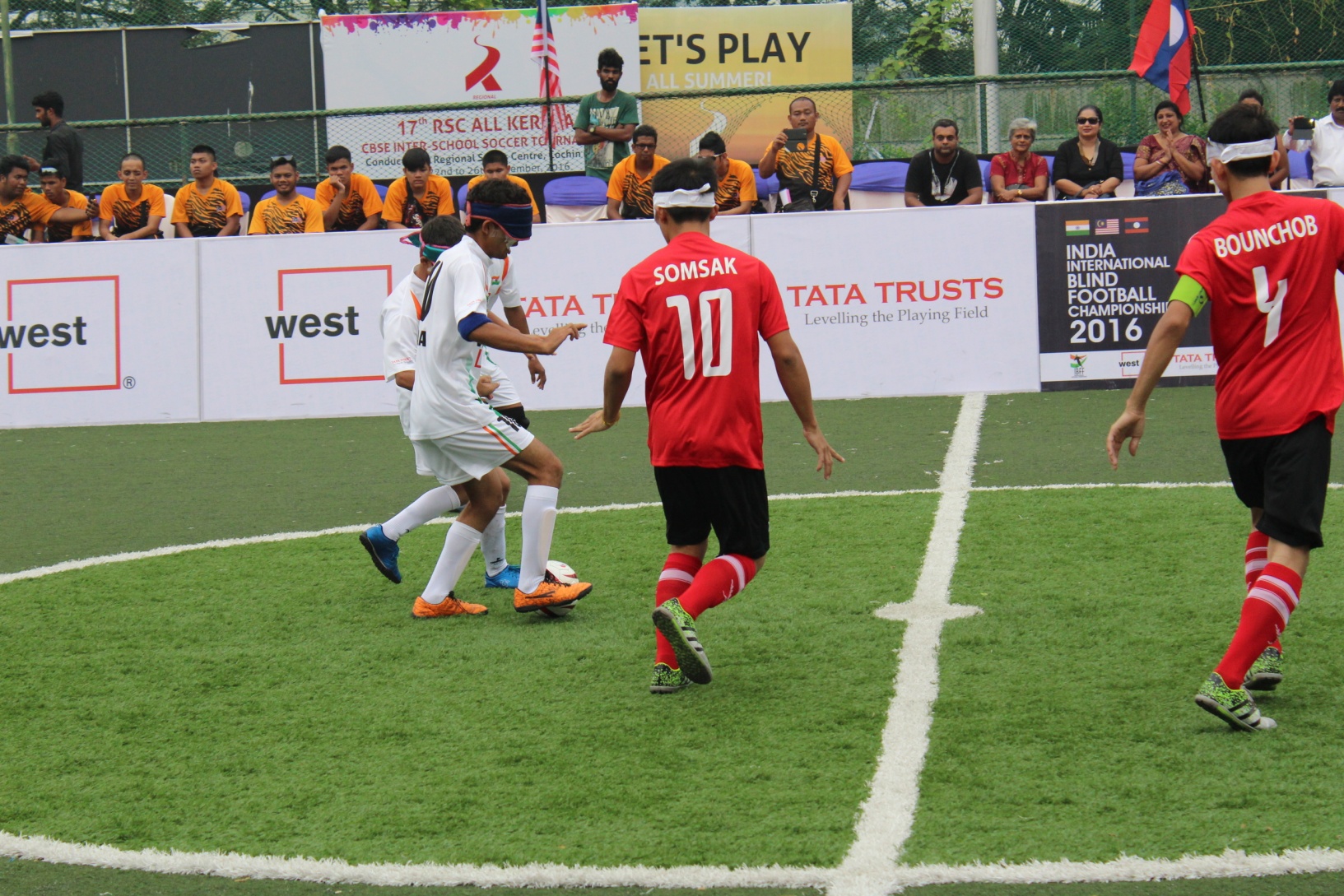Tackling of players