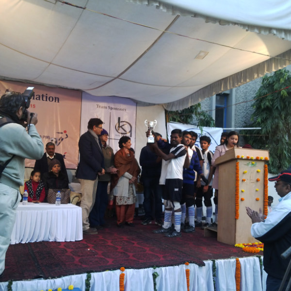 Giving runners up trophy to srvc team  IBSA National B1 Blind Football Championships - Delhi, Jan 2015